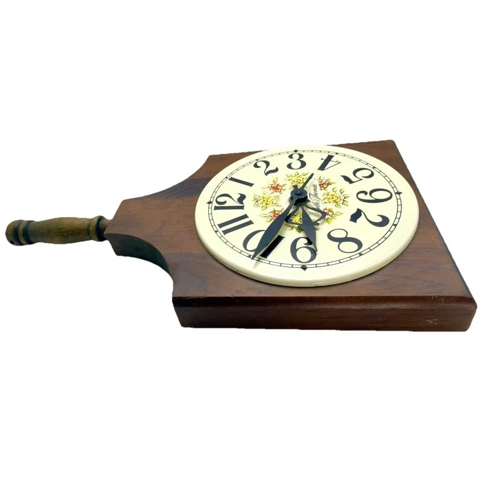 Vintage Seth Thomas MCM Retro 60s 70s Butcher Block Kitchen Wall Clock